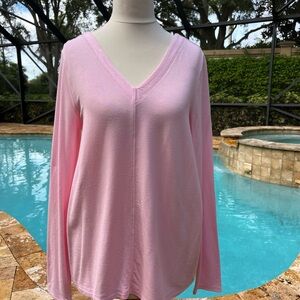 Lilly Pulitzer Soft Pink V-Neck Luxletic S